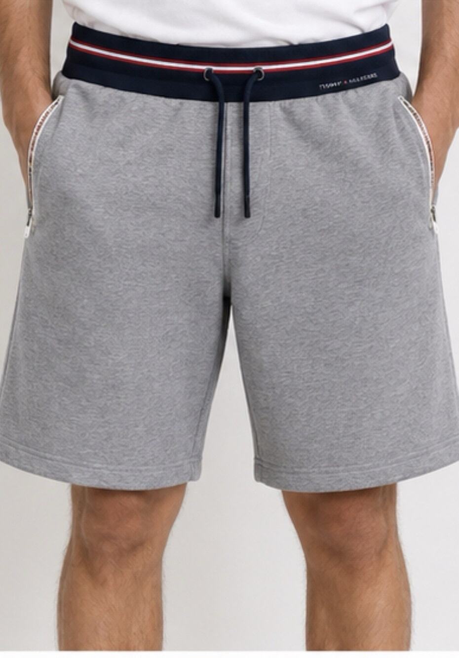 Tommy Hilfiger Mens XXL Gray Drawstring Sweat Shorts Zip Pockets